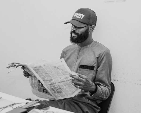 What Are the Best Features for a Home Office in a Tiny House?