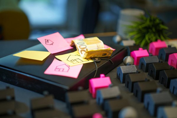 How to Cultivate a Love for Classic Films and Discover Cinematic Masterpieces?